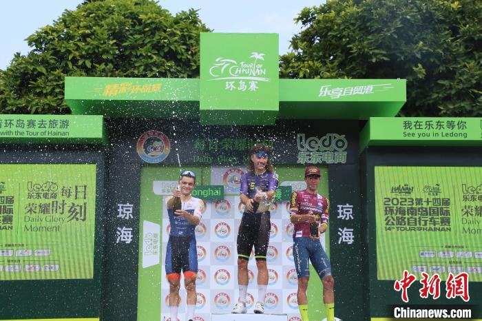 环海南岛国际公路自行车赛揭幕战琼海站：92.6公