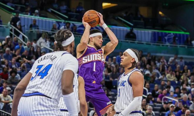 雷霆稳居西部第一 马刺10连胜锁定季后赛席位